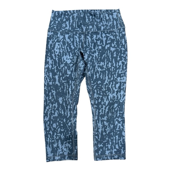 Lululemon women’s Blue Patterned Leggings - Picture 1 of 5